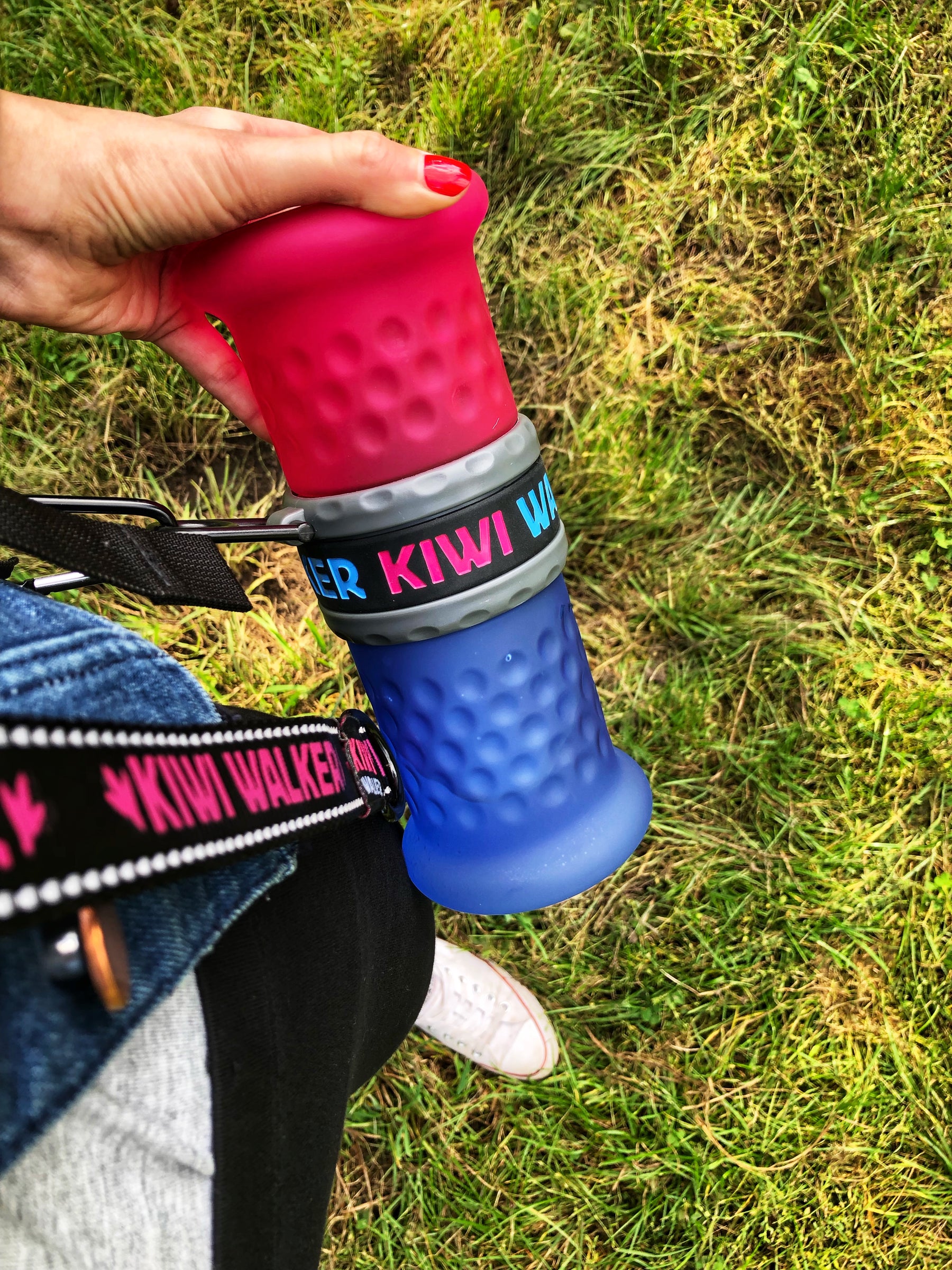 Kiwi Walker Travel Bottle 2-in-1 Pink/Blue